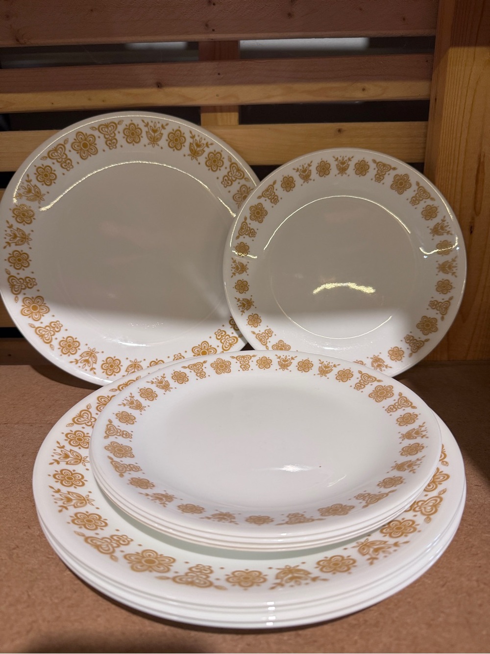 Vintage Corelle Butterfly Gold 10 piece Dinnerware Set